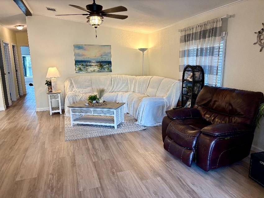 1241 N Indies Circle a Venice, FL Mobile or Manufactured Home for Sale