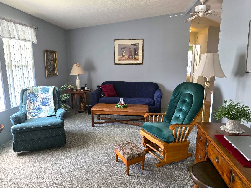 11607 Pierview Rd a Dade City, FL Mobile or Manufactured Home for Sale