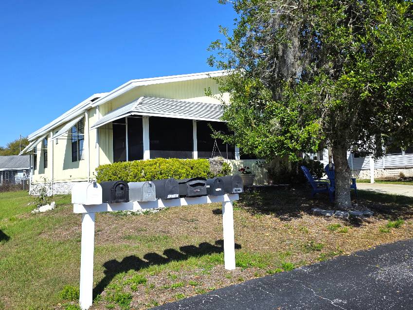 11607 Pierview Rd a Dade City, FL Mobile or Manufactured Home for Sale