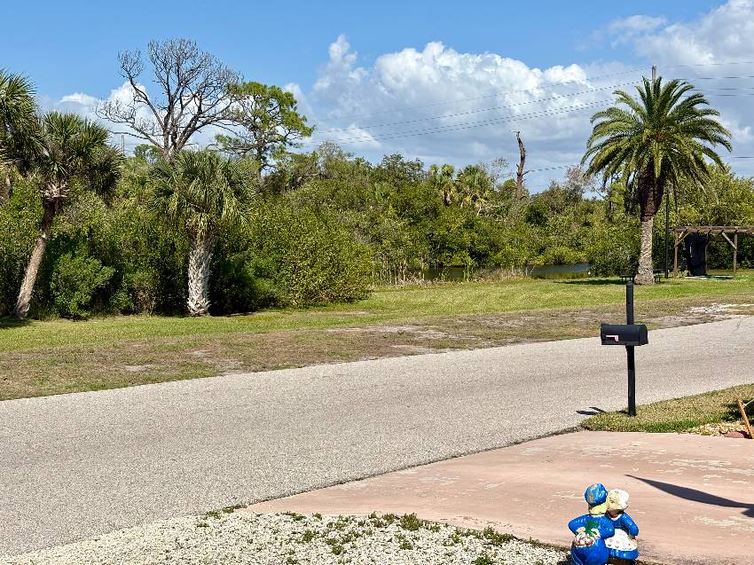 858 Dominica a Venice, FL Mobile or Manufactured Home for Sale