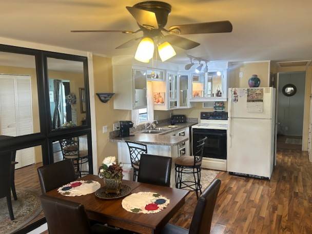 17031 Us Hwy 301 N #143 a Dade City, FL Mobile or Manufactured Home for Sale