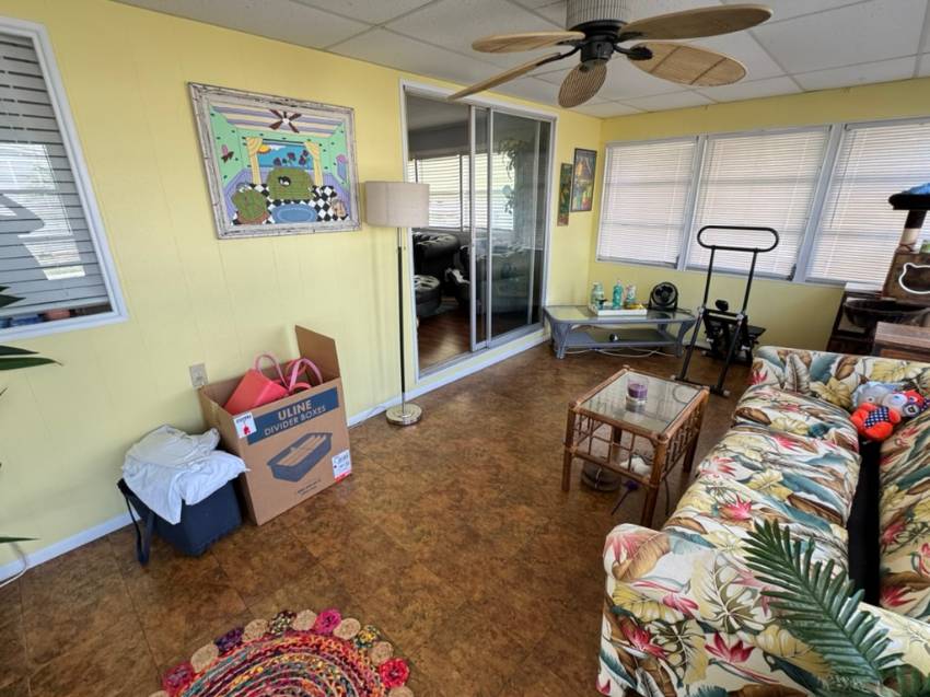 1415 Main St Lot 279 a Dunedin, FL Mobile or Manufactured Home for Sale