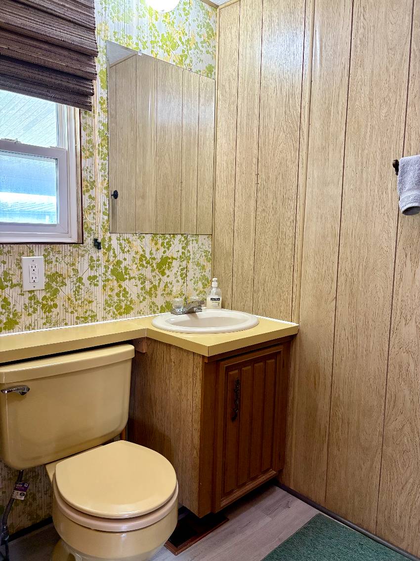 2487 Sylvia Lane a Venice, FL Mobile or Manufactured Home for Sale