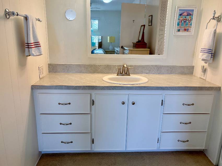 956 Bonaire E a Venice, FL Mobile or Manufactured Home for Sale