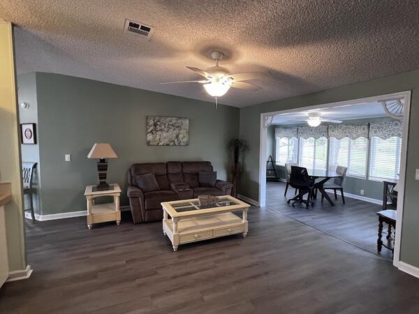 1014 Eagle Drive a Winter Haven, FL Mobile or Manufactured Home for Sale