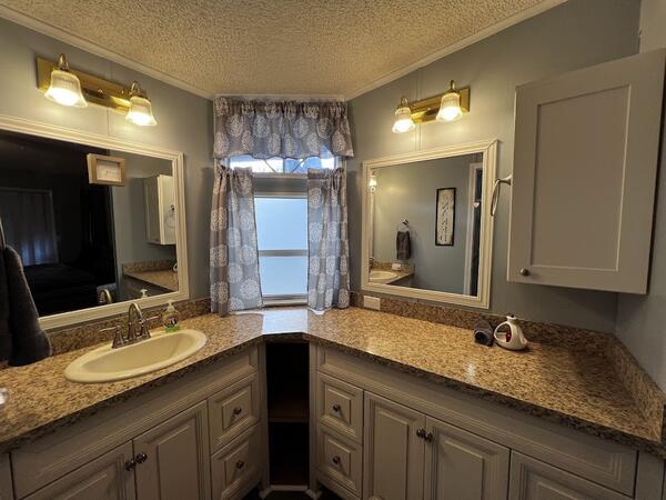 1014 Eagle Drive a Winter Haven, FL Mobile or Manufactured Home for Sale