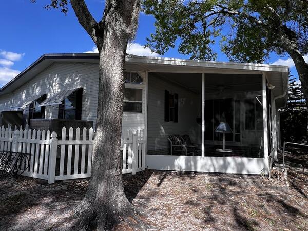 1014 Eagle Drive a Winter Haven, FL Mobile or Manufactured Home for Sale