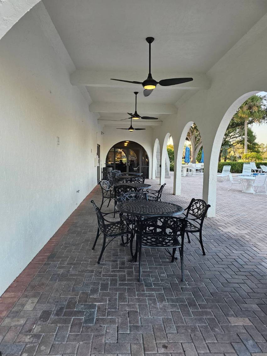 1436 Champion Dr a Lakeland, FL Mobile or Manufactured Home for Sale