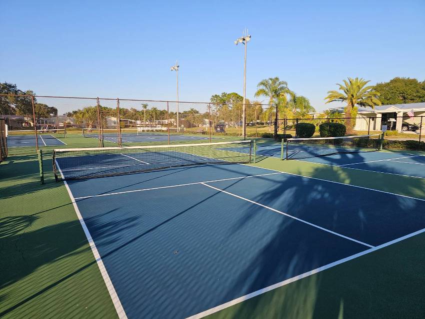 1436 Champion Dr a Lakeland, FL Mobile or Manufactured Home for Sale