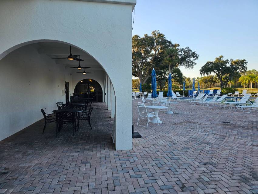 1436 Champion Dr a Lakeland, FL Mobile or Manufactured Home for Sale