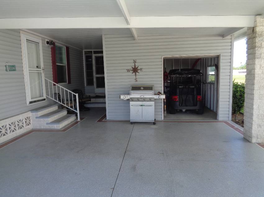 1436 Champion Dr a Lakeland, FL Mobile or Manufactured Home for Sale