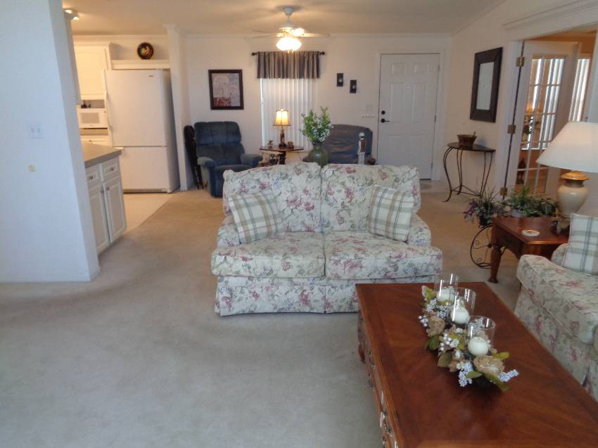 1436 Champion Dr a Lakeland, FL Mobile or Manufactured Home for Sale