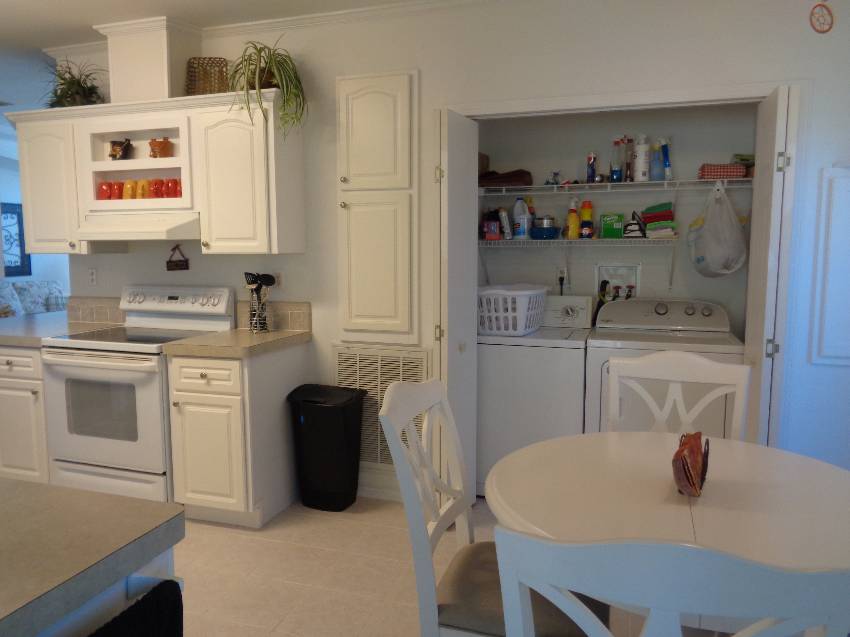 1436 Champion Dr a Lakeland, FL Mobile or Manufactured Home for Sale