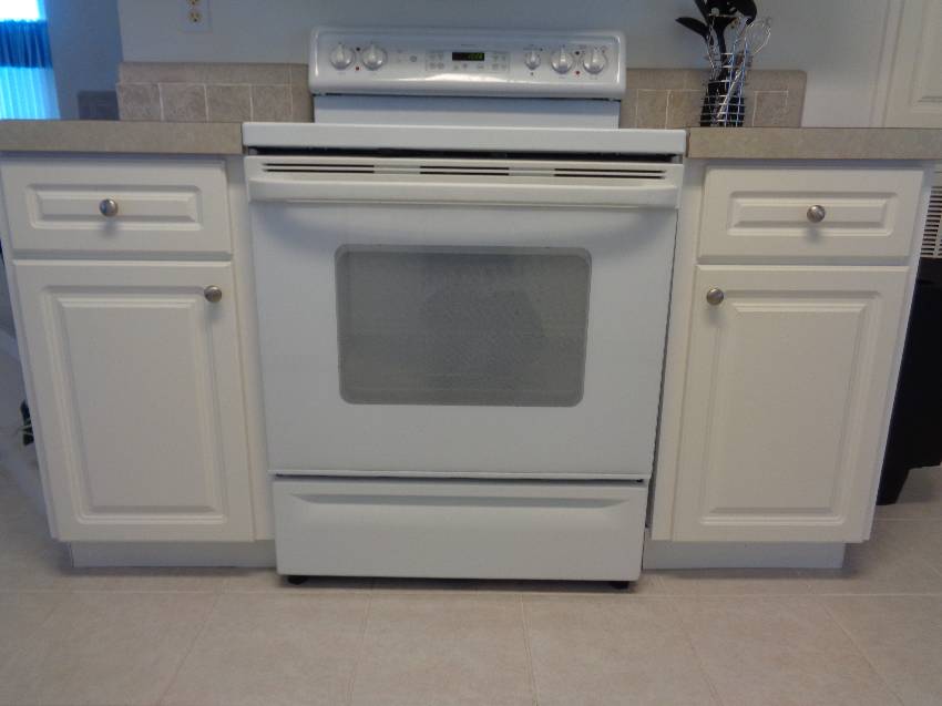 1436 Champion Dr a Lakeland, FL Mobile or Manufactured Home for Sale