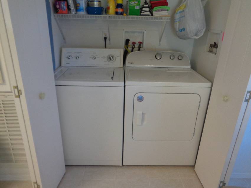 1436 Champion Dr a Lakeland, FL Mobile or Manufactured Home for Sale