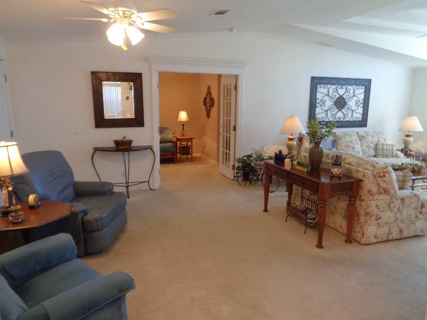 1436 Champion Dr a Lakeland, FL Mobile or Manufactured Home for Sale