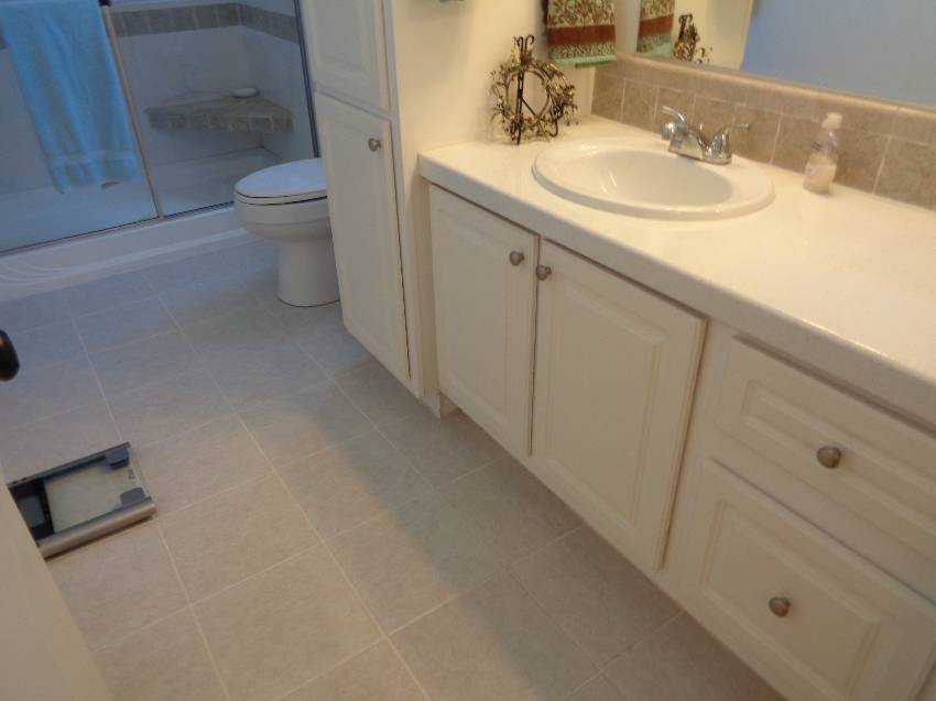 1436 Champion Dr a Lakeland, FL Mobile or Manufactured Home for Sale