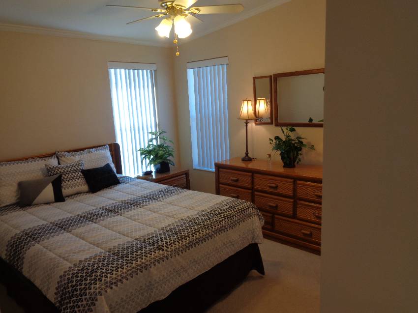 1436 Champion Dr a Lakeland, FL Mobile or Manufactured Home for Sale