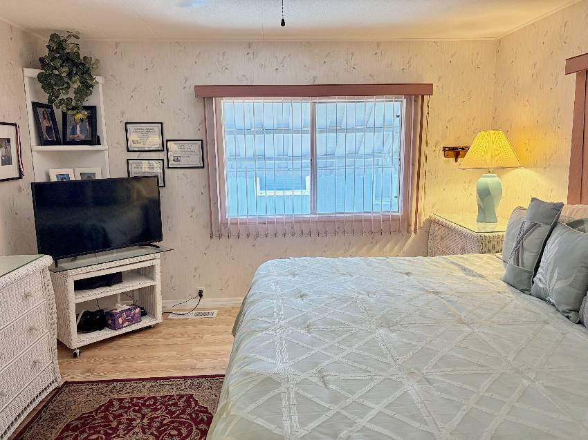 933 Questa W a Venice, FL Mobile or Manufactured Home for Sale