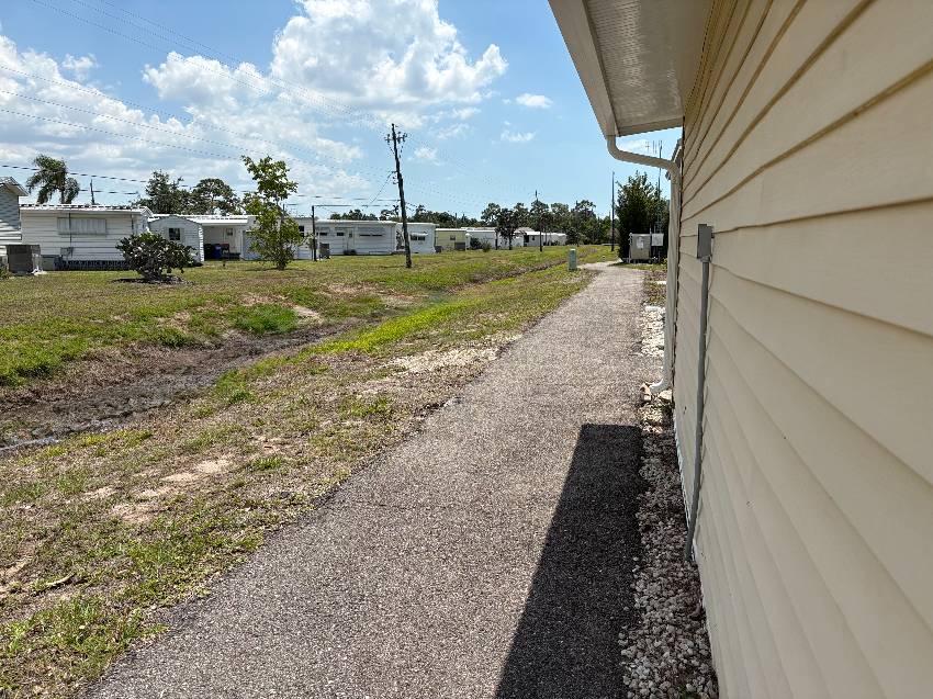 989 Eleuthera a Venice, FL Mobile or Manufactured Home for Sale