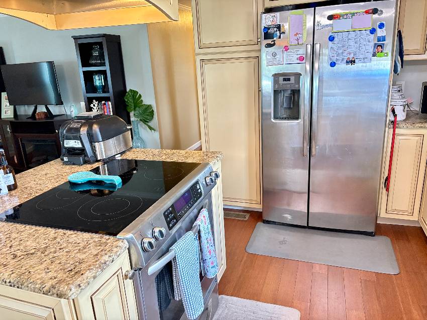 989 Eleuthera a Venice, FL Mobile or Manufactured Home for Sale