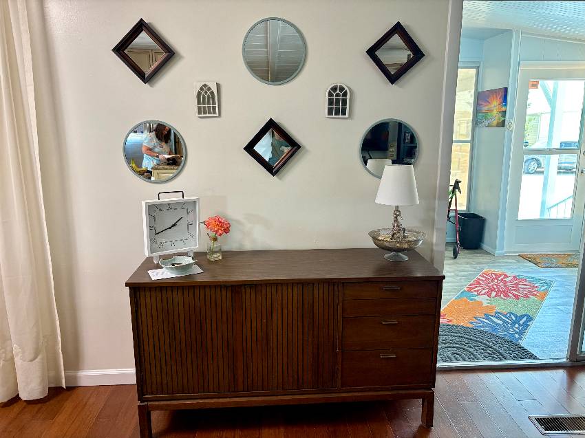 989 Eleuthera a Venice, FL Mobile or Manufactured Home for Sale