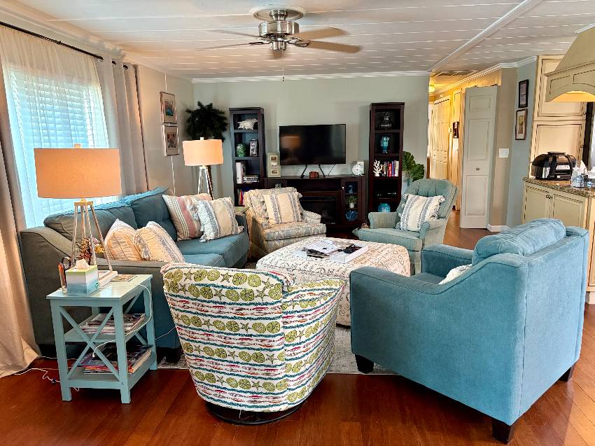 989 Eleuthera a Venice, FL Mobile or Manufactured Home for Sale