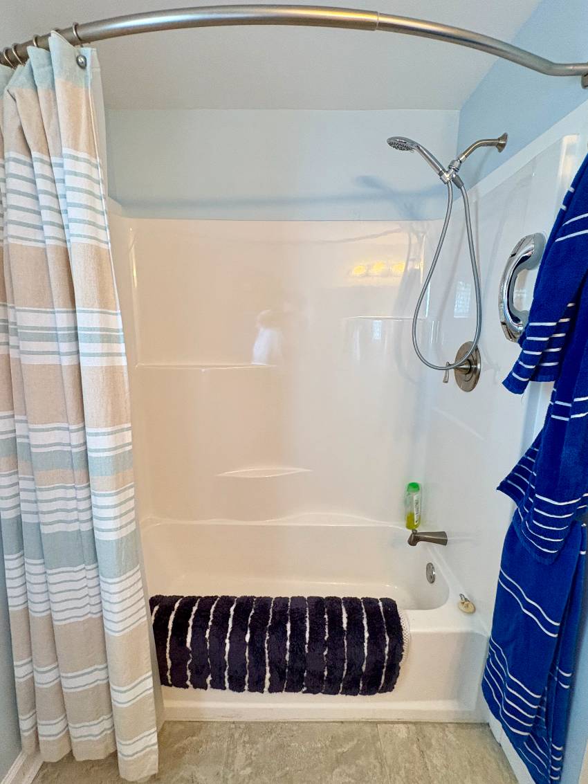 989 Eleuthera a Venice, FL Mobile or Manufactured Home for Sale