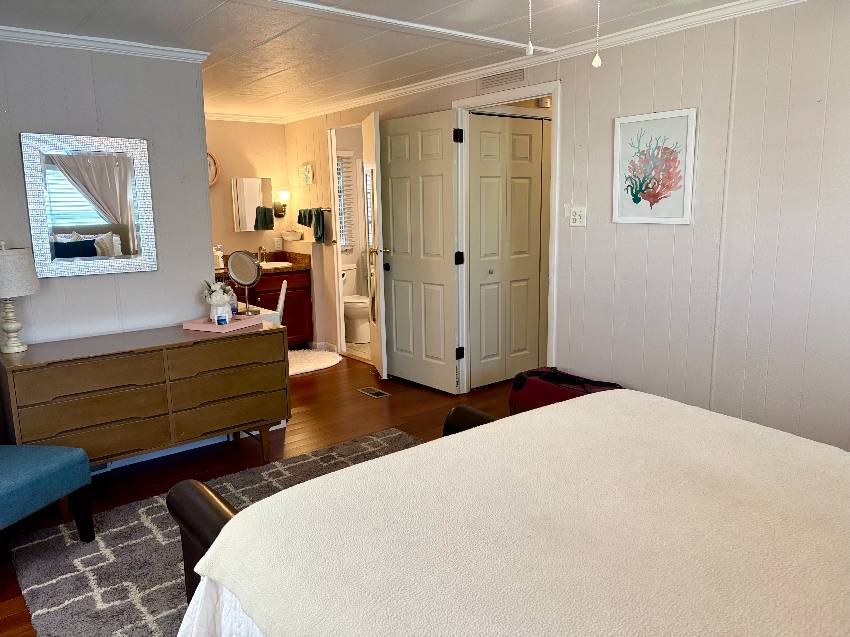 989 Eleuthera a Venice, FL Mobile or Manufactured Home for Sale