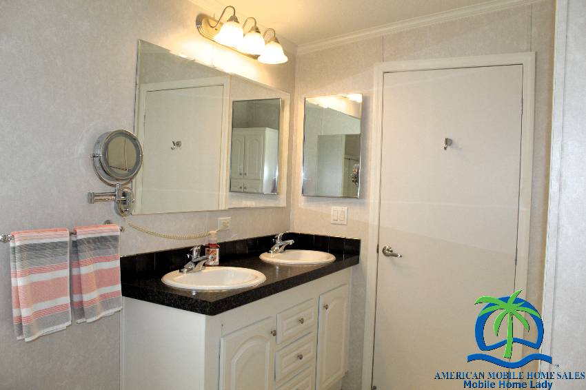 948 Heartwood Cypress Dr a Winter Haven, FL Mobile or Manufactured Home for Sale