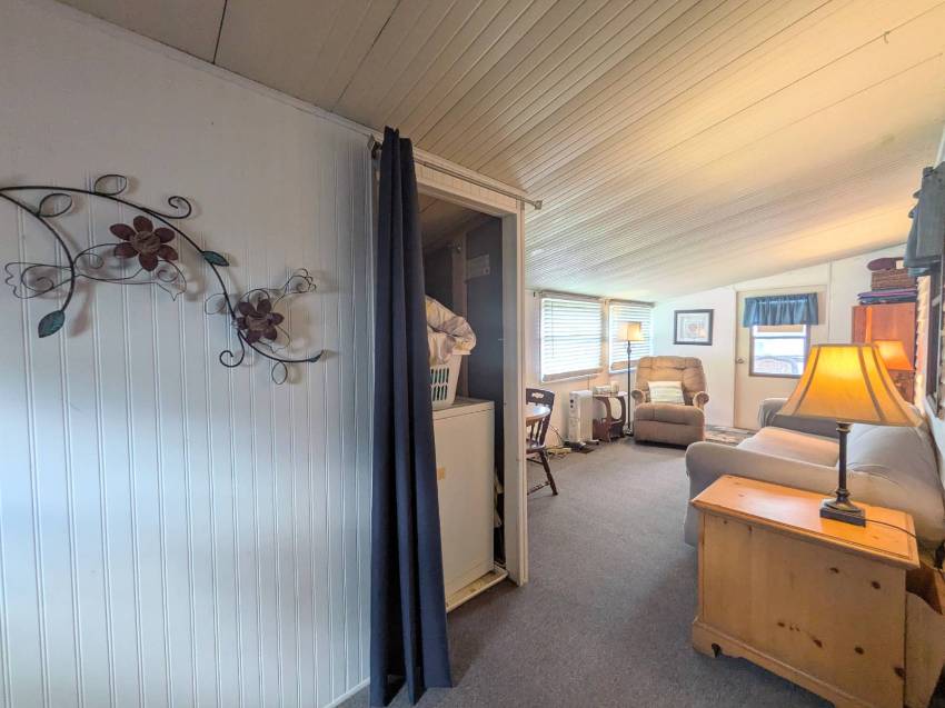 7749 Oneco Rd a Zephyrhills, FL Mobile or Manufactured Home for Sale