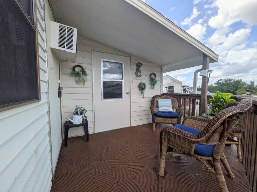 7749 Oneco Rd a Zephyrhills, FL Mobile or Manufactured Home for Sale