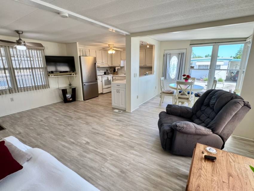 1100 Curlew Rd Lot 147 a Dunedin, FL Mobile or Manufactured Home for Sale