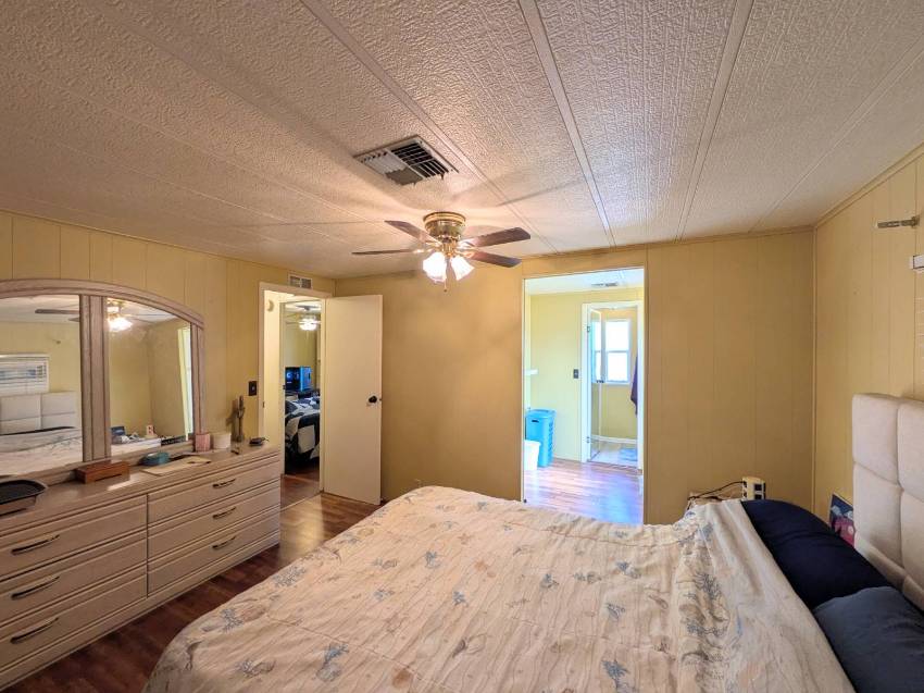 15666 49th St N Lot 1139 a Clearwater, FL Mobile or Manufactured Home for Sale