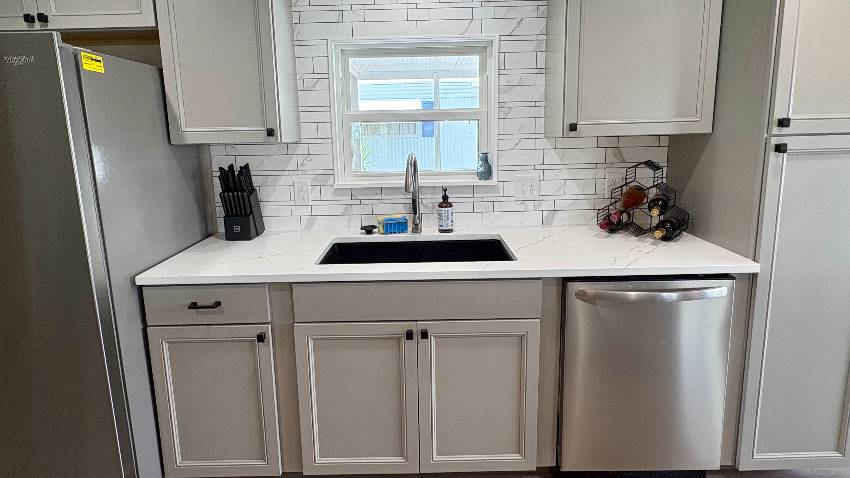 936 Xanadu a Venice, FL Mobile or Manufactured Home for Sale