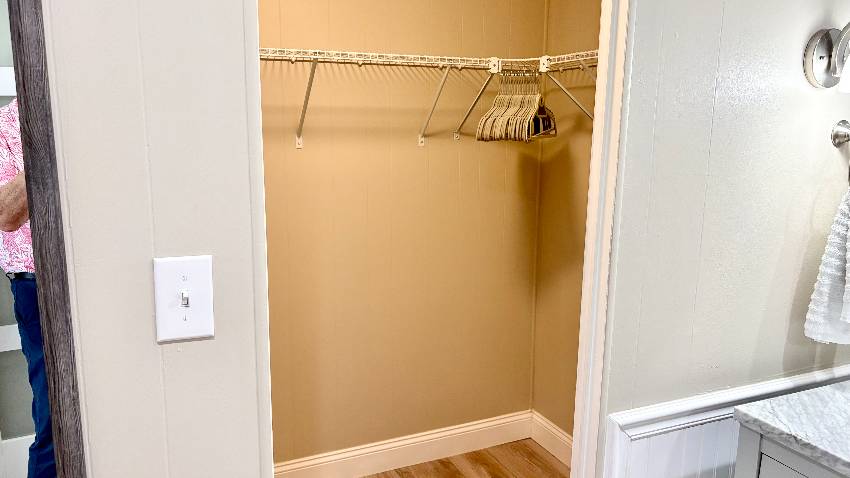 936 Xanadu a Venice, FL Mobile or Manufactured Home for Sale