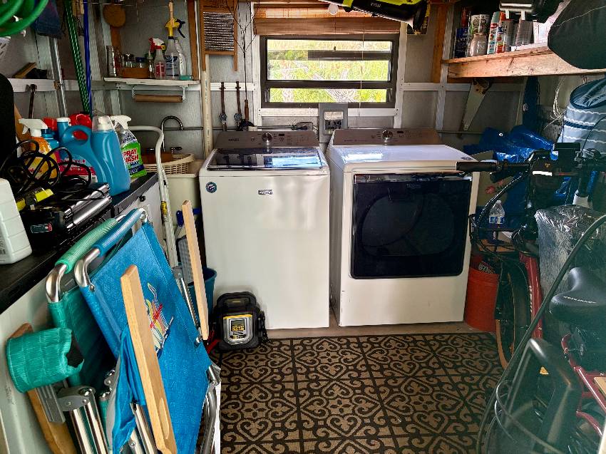 1239 N Indies Circle a Venice, FL Mobile or Manufactured Home for Sale