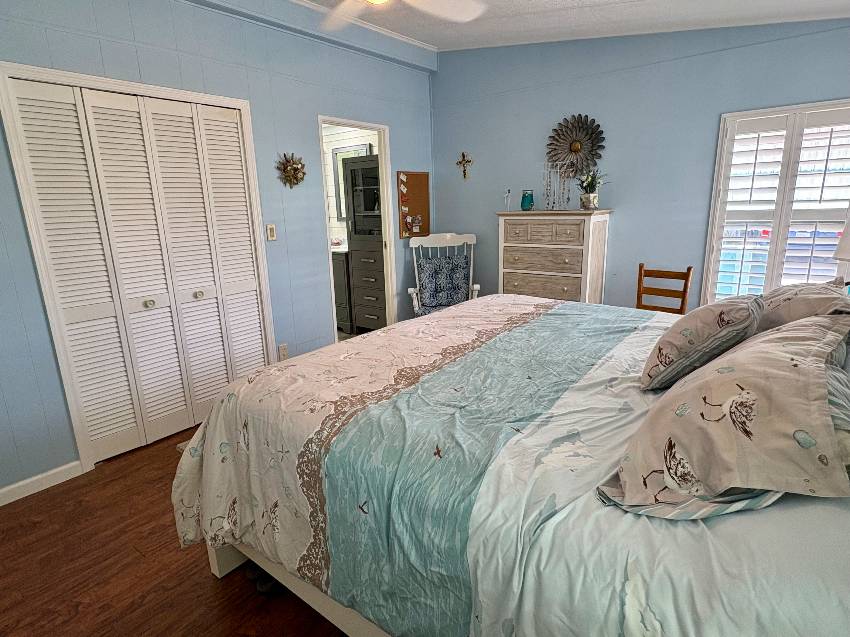 1239 N Indies Circle a Venice, FL Mobile or Manufactured Home for Sale