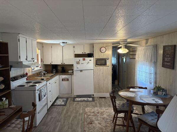 1036 S. E. Illinois Street a Fort Meade, FL Mobile or Manufactured Home for Sale