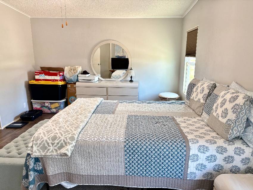 1250 N Indies Circle a Venice, FL Mobile or Manufactured Home for Sale