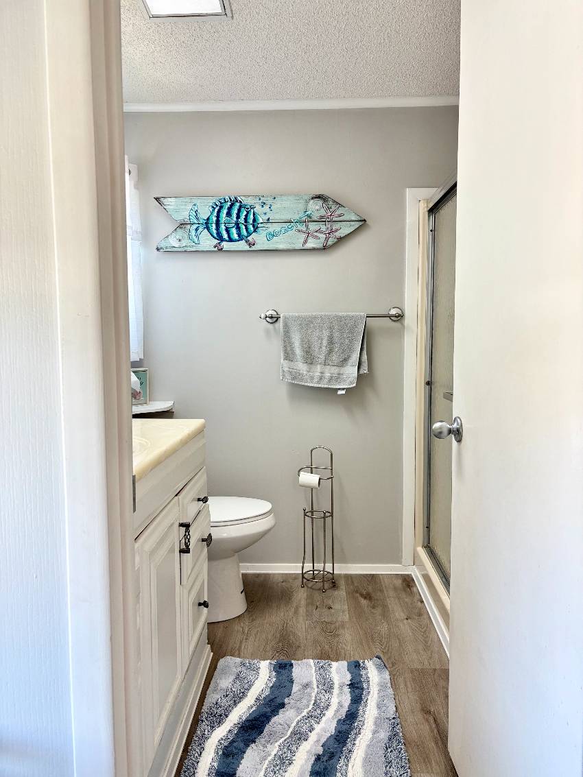 1250 N Indies Circle a Venice, FL Mobile or Manufactured Home for Sale