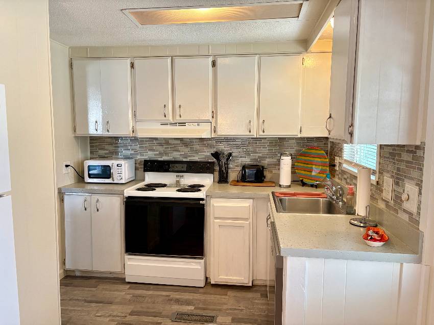 924 Lucaya W a Venice, FL Mobile or Manufactured Home for Sale