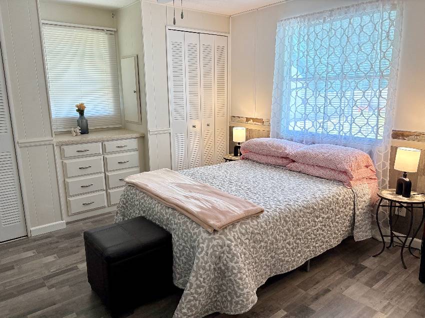 924 Lucaya W a Venice, FL Mobile or Manufactured Home for Sale