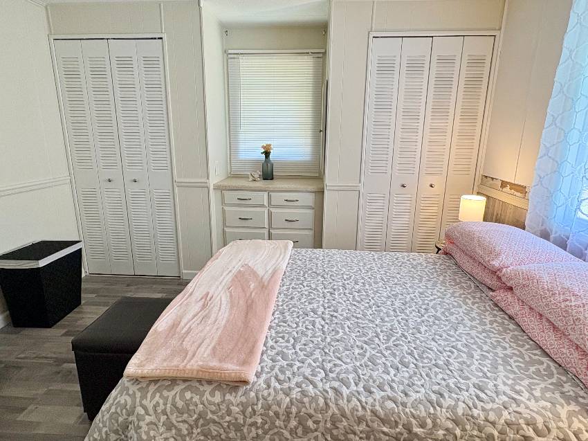 924 Lucaya W a Venice, FL Mobile or Manufactured Home for Sale