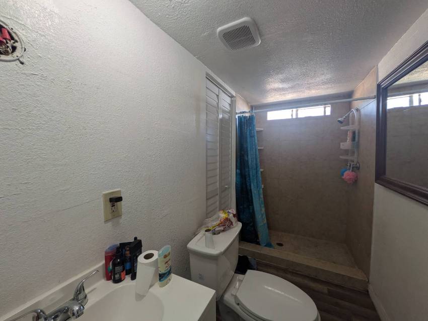 14248 Choctaw Village Dr a Tampa, FL Mobile or Manufactured Home for Sale