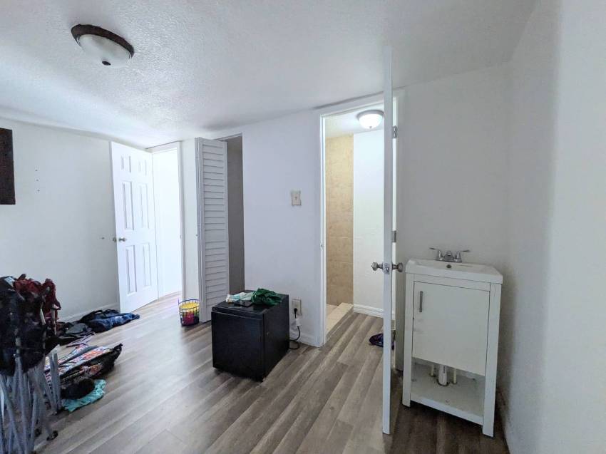 14248 Choctaw Village Dr a Tampa, FL Mobile or Manufactured Home for Sale