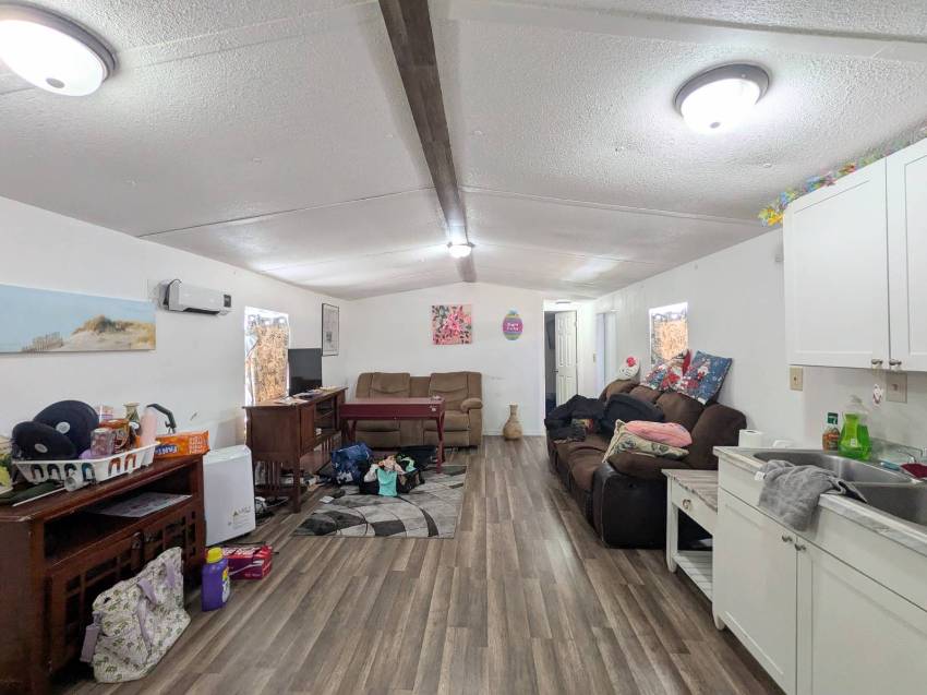 14248 Choctaw Village Dr a Tampa, FL Mobile or Manufactured Home for Sale