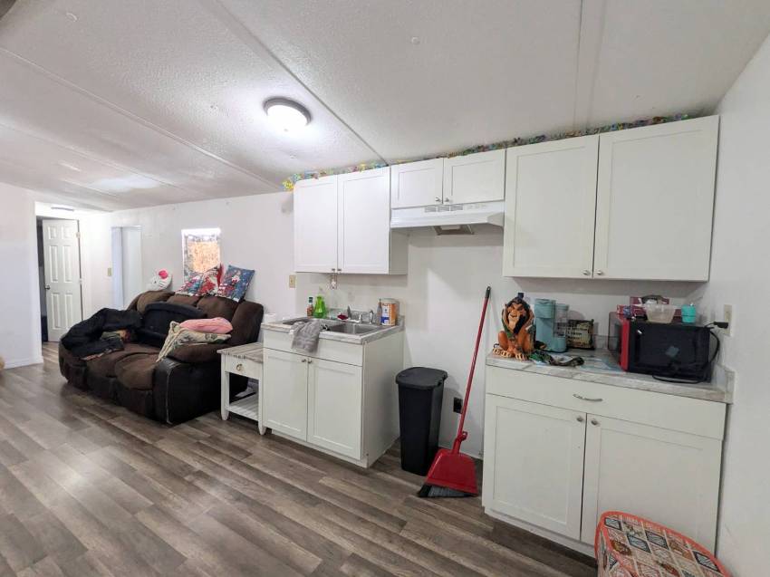 14248 Choctaw Village Dr a Tampa, FL Mobile or Manufactured Home for Sale