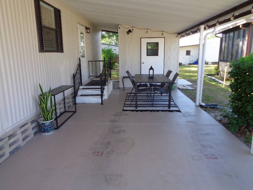 1461 Gladiola Dr a Lakeland, FL Mobile or Manufactured Home for Sale
