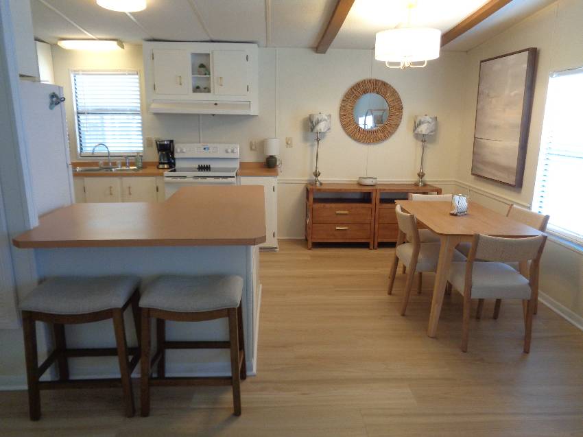 1461 Gladiola Dr a Lakeland, FL Mobile or Manufactured Home for Sale